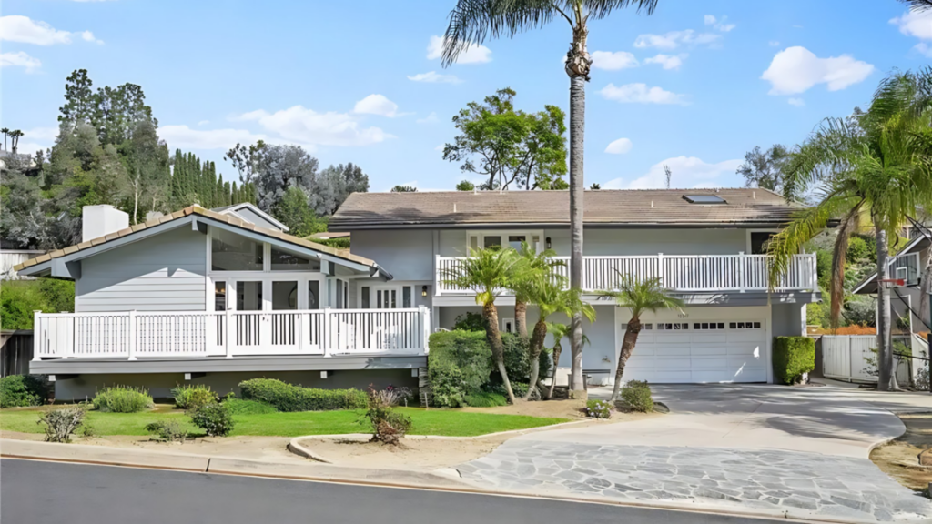 10392 Shadyridge Dr, Santa Ana, CA 92705