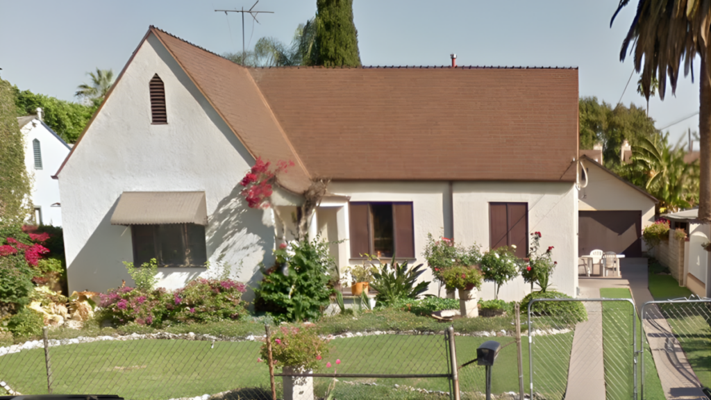 15345 Wyandotte St, Van Nuys, CA 91406